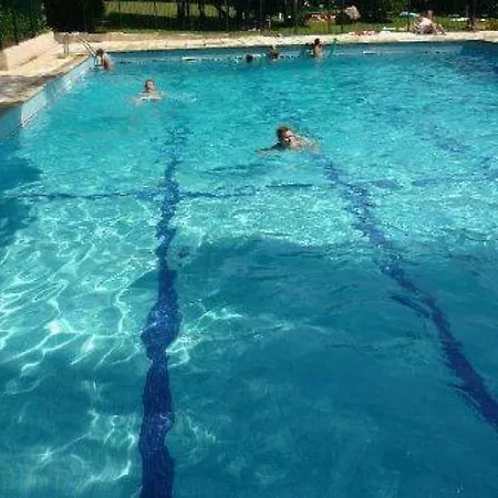 Pool,beach,garden,parking Free,4 Travelers * Saint-Raphael (Var)